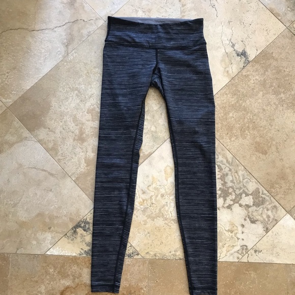 lululemon athletica Pants - Lululemon full length leggings wunder under 6